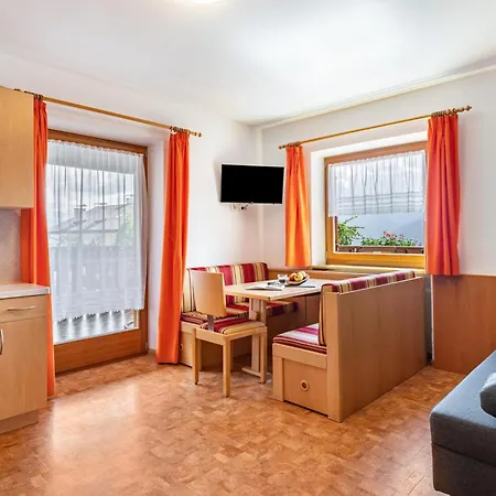 Farm stay Oberhuberhof *