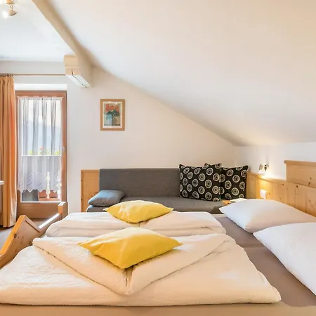 Farm stay Oberhuberhof