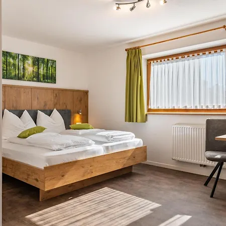 Farm stay Oberhuberhof